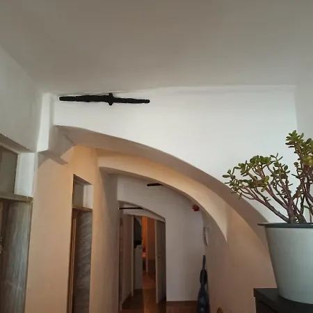 Porta Dei Vacca Casa Di Pre' Citra 23 23 Génova