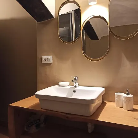 Porta Dei Vacca Casa Di Pre' Citra 23 23 Апартаменты