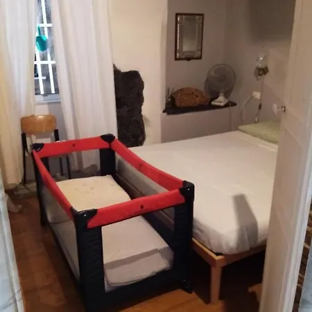 Porta Dei Vacca Casa Di Pre' Citra 23 23 Genoa